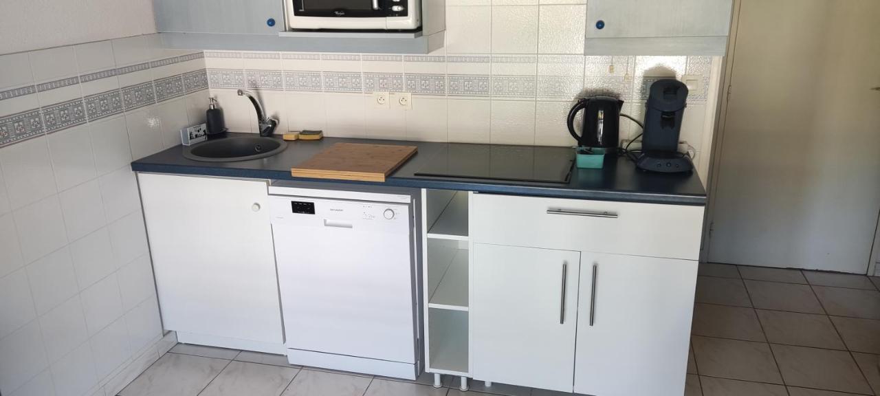 Appartement T2 Climatise Dans Residence Calme Cavalaire-sur-Mer Luaran gambar