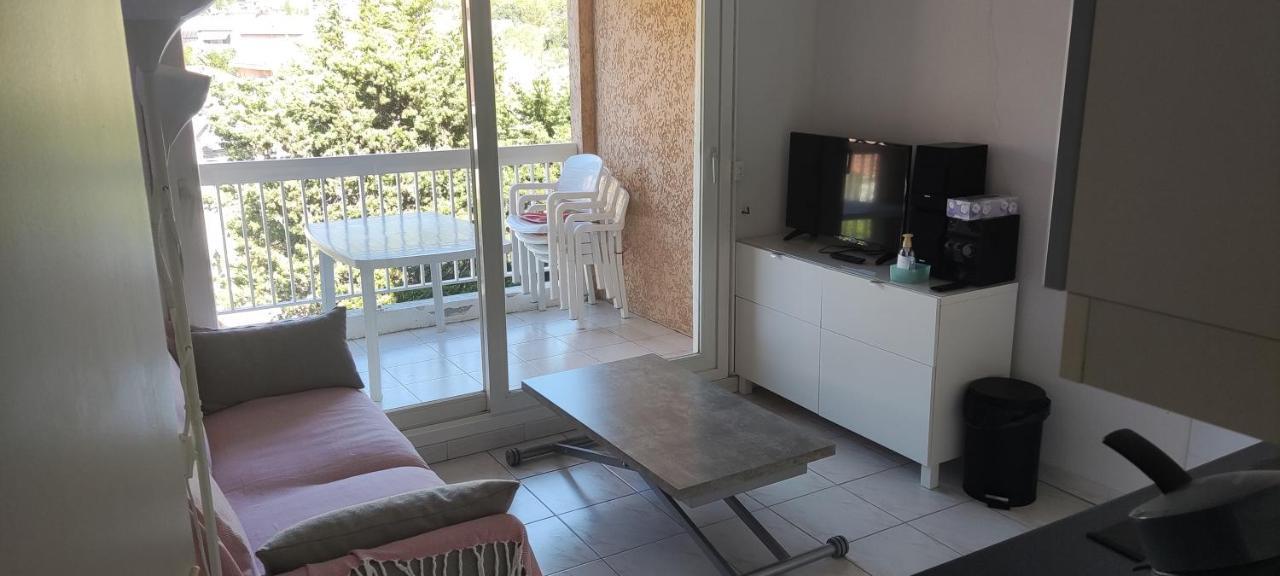Appartement T2 Climatise Dans Residence Calme Cavalaire-sur-Mer Luaran gambar